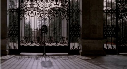 昆明要火！影视剧扎堆云南取景，影视美术道具置景服务产业迎机遇